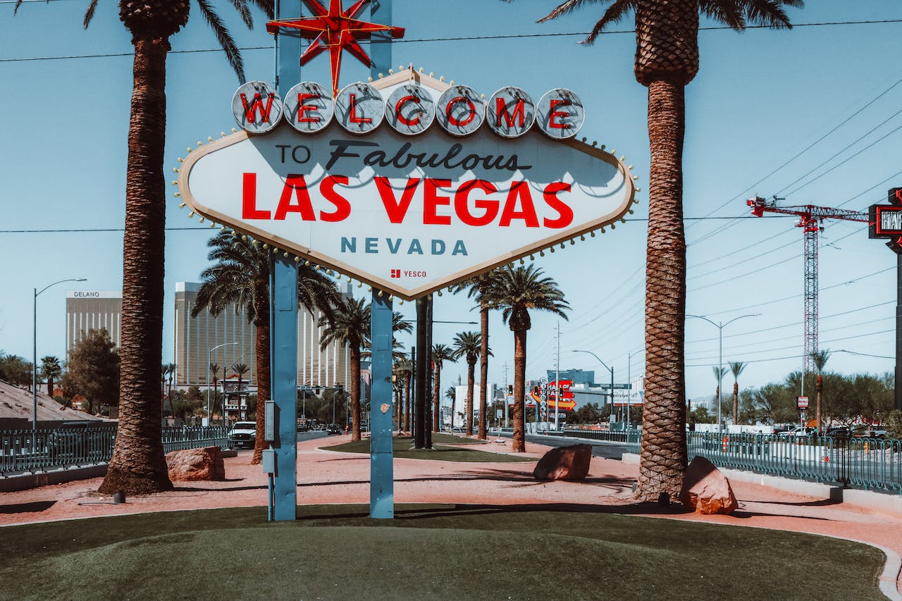 Read more about the article Best Neighborhoods in Las Vegas: A Guide to the Top Residential Areas in 2024